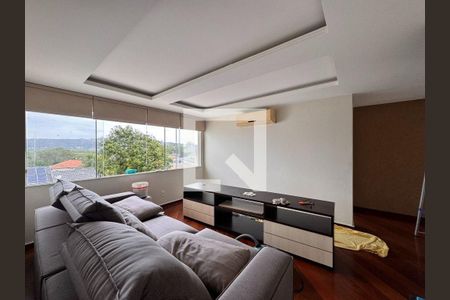 Casa à venda com 5 quartos, 296m² em Camboinhas, Niterói