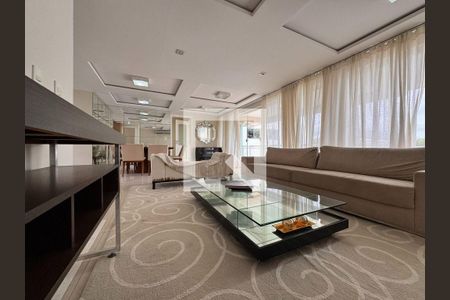 Casa à venda com 5 quartos, 296m² em Camboinhas, Niterói