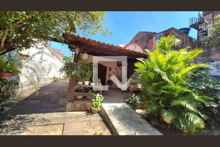 Casa à venda com 3 quartos, 400m² em Fonseca, Niterói