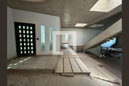 Casa à venda com 5 quartos, 784m² em Retiro Morumbi, São Paulo