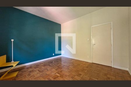 Casa à venda com 2 quartos, 120m² em Jardim Cordeiro, São Paulo