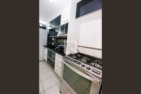 Cozinha de apartamento à venda com 2 quartos, 69m² em Paraíso do Morumbi, São Paulo