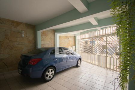 Garagem de casa à venda com 3 quartos, 240m² em Vila Medeiros, São Paulo