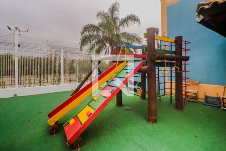 Área comum - Playground de casa de condomínio à venda com 2 quartos, 88m² em Humaitá, Porto Alegre