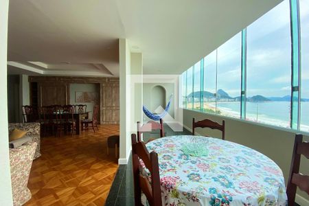 Sala de apartamento para alugar com 4 quartos, 240m² em Copacabana, Rio de Janeiro