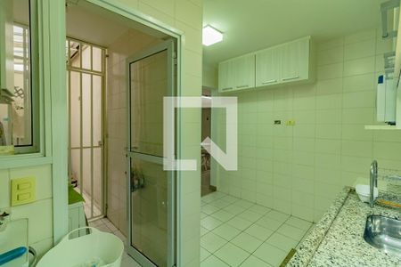 Cozinha de casa de condomínio à venda com 3 quartos, 96m² em Vila Guarani (zona Sul), São Paulo