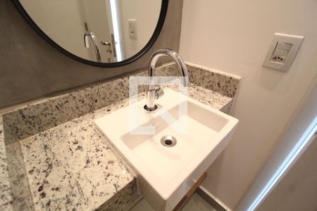 Lavabo de apartamento para alugar com 2 quartos, 68m² em Jardim Sul, Uberlândia