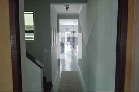 Corredor de casa para alugar com 3 quartos, 215m² em Penha de França, São Paulo