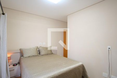 Quarto 1 de casa à venda com 3 quartos, 171m² em Vila Gomes Cardim, São Paulo