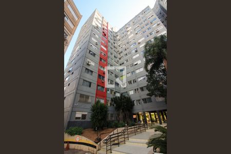 Fachada do bloco de apartamento à venda com 2 quartos, 70m² em Partenon, Porto Alegre