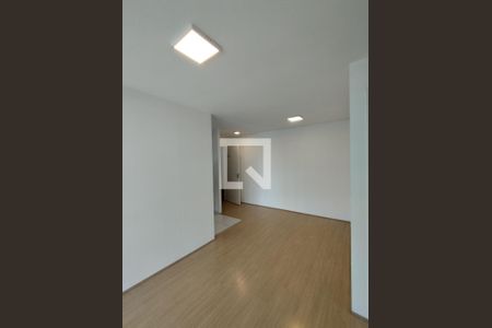 Sala de apartamento à venda com 3 quartos, 66m² em Vila Dom Pedro I, São Paulo