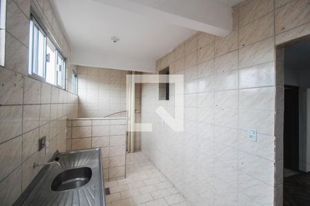 Cozinha de apartamento para alugar com 2 quartos, 50m² em Cabral, Nilópolis