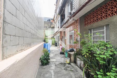 Acesso de apartamento para alugar com 2 quartos, 50m² em Cabral, Nilópolis