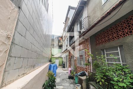 Acesso de apartamento para alugar com 2 quartos, 50m² em Cabral, Nilópolis