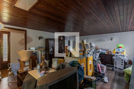 Depósito de casa à venda com 6 quartos, 414m² em Auxiliadora, Porto Alegre
