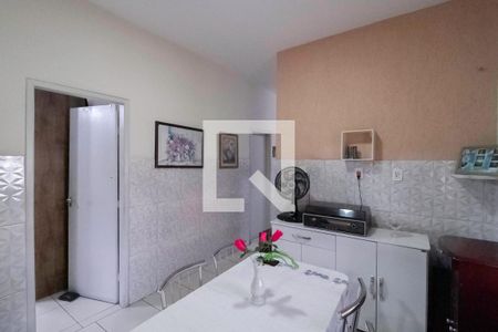 Copa de casa à venda com 3 quartos, 160m² em Industrial, Contagem