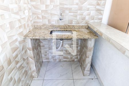 Sala/Cozinha de casa de condomínio para alugar com 1 quarto, 51m² em Guaratiba, Rio de Janeiro