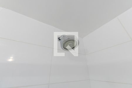 Banheiro de kitnet/studio para alugar com 1 quarto, 40m² em Paraíso, São Paulo