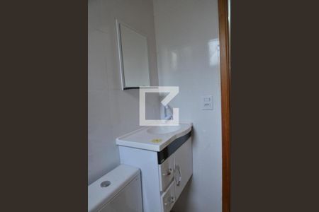 Banheiro Social de apartamento à venda com 2 quartos, 42m² em Vila Sao Pedro, Santo André