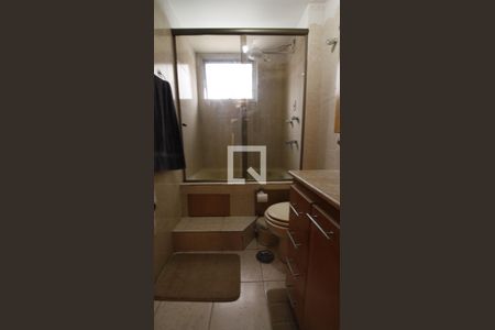 Banheiro da Suíte 2 de apartamento à venda com 3 quartos, 105m² em Indianópolis, São Paulo