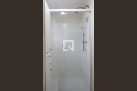 Banheiro de apartamento para alugar com 1 quarto, 45m² em Itaim Bibi, São Paulo