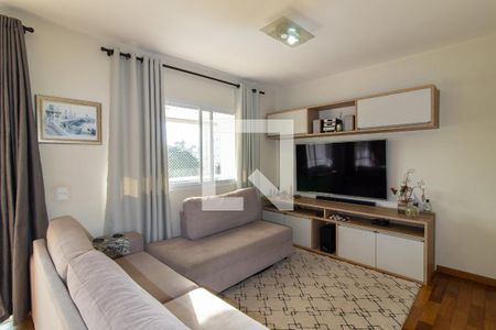 Sala de apartamento à venda com 3 quartos, 110m² em Vila Itapura, Campinas