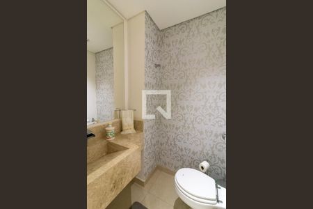 Banheiro Social de apartamento à venda com 3 quartos, 110m² em Vila Itapura, Campinas
