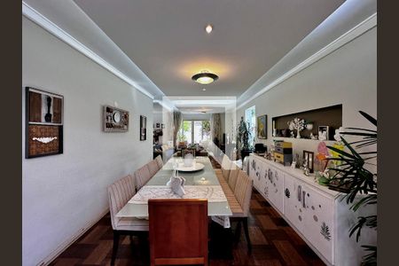 Sala de casa à venda com 3 quartos, 250m² em Granja Julieta, São Paulo