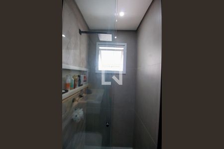 Banheiro de apartamento à venda com 2 quartos, 85m² em Vila Suzana, São Paulo