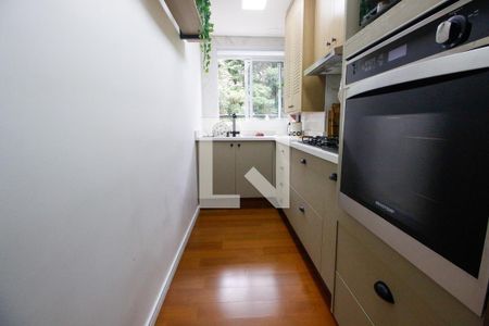 Cozinha de apartamento à venda com 2 quartos, 85m² em Vila Suzana, São Paulo
