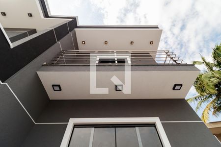 Área externa de casa à venda com 3 quartos, 140m² em Jardim Guapira, São Paulo