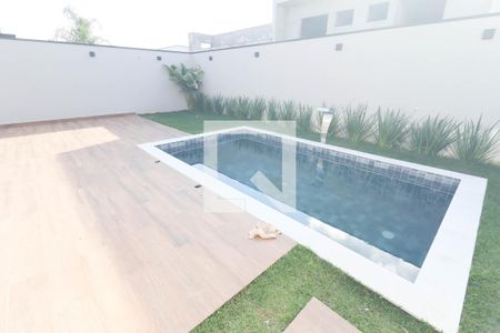 Quintal de casa à venda com 3 quartos, 250m² em Jardim Ermida I, Jundiaí