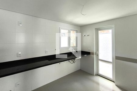 Cozinha de casa de condomínio à venda com 3 quartos, 190m² em Gramadão, Jundiaí