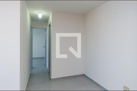 Sala de apartamento à venda com 2 quartos, 55m² em Olaria, Rio de Janeiro