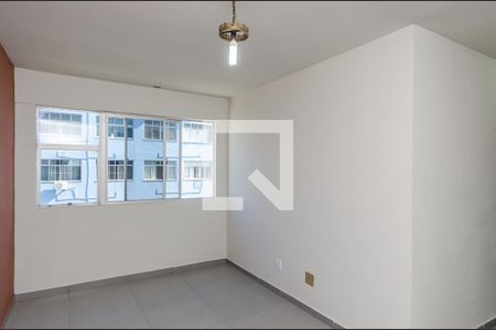 Sala de apartamento à venda com 2 quartos, 55m² em Olaria, Rio de Janeiro