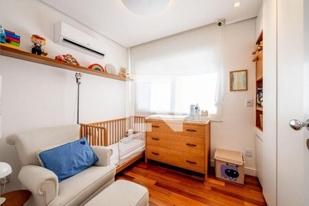 Apartamento à venda com 3 quartos, 89m² em São João, Porto Alegre