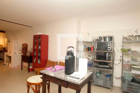 Cozinha de casa à venda com 3 quartos, 450m² em Centro Histórico, Porto Alegre