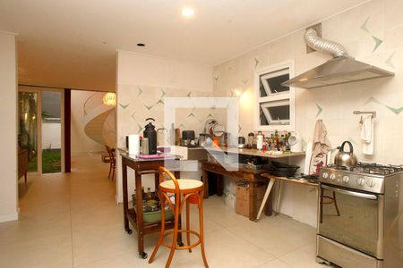 Cozinha de casa à venda com 3 quartos, 450m² em Centro Histórico, Porto Alegre
