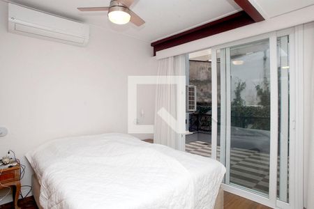 Quarto 1 de casa à venda com 3 quartos, 450m² em Centro Histórico, Porto Alegre