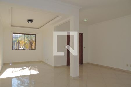 Sala de casa à venda com 3 quartos, 363m² em Tanque, Rio de Janeiro