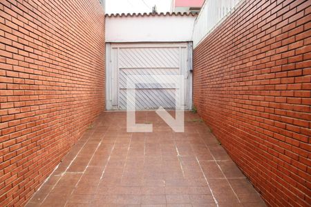 Garagem de casa à venda com 2 quartos, 492m² em Vila Zanardi, Guarulhos