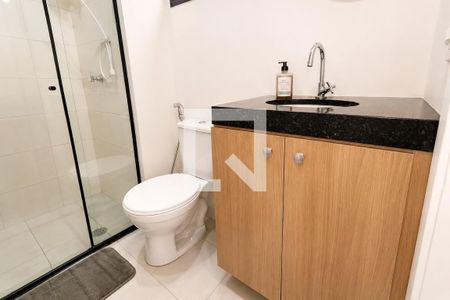 Banheiro de apartamento para alugar com 1 quarto, 25m² em Bela Vista, São Paulo