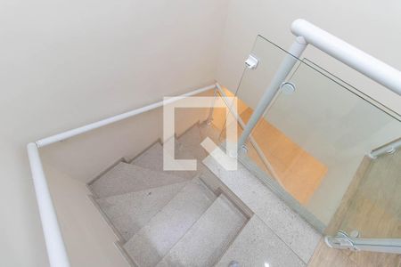 Escada de casa à venda com 3 quartos, 100m² em Jardim Japao, São Paulo