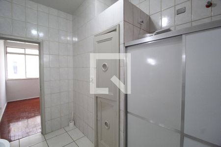 Banheiro do Quarto 3 de apartamento para alugar com 3 quartos, 158m² em Centro, Uberlândia