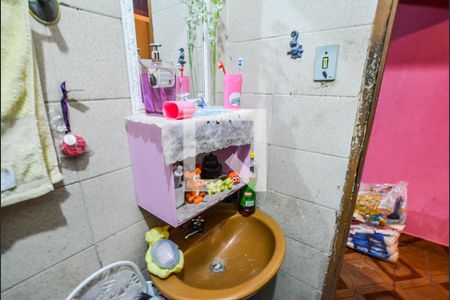 Banheiro de casa à venda com 2 quartos, 240m² em Parque das Nações, Santo André