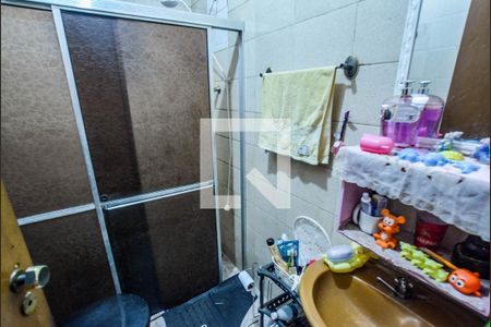 Banheiro de casa à venda com 2 quartos, 240m² em Parque das Nações, Santo André