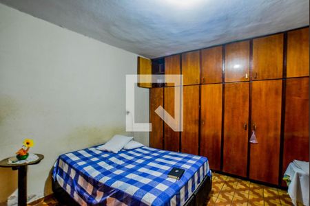 Quarto 1 de casa à venda com 2 quartos, 240m² em Parque das Nações, Santo André