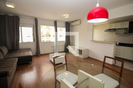 Sala de apartamento à venda com 2 quartos, 67m² em Santo Antônio, Porto Alegre