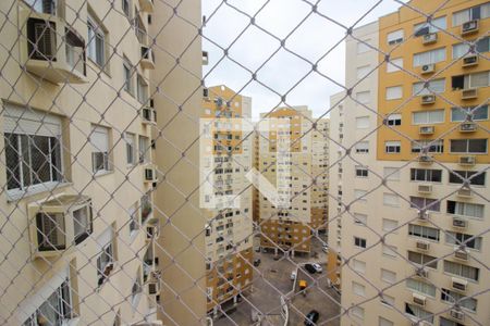 Vista da Suíte de apartamento à venda com 2 quartos, 67m² em Santo Antônio, Porto Alegre