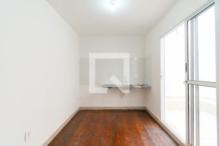 Cozinha de casa de condomínio para alugar com 1 quarto, 49m² em Vila Antonieta, São Paulo